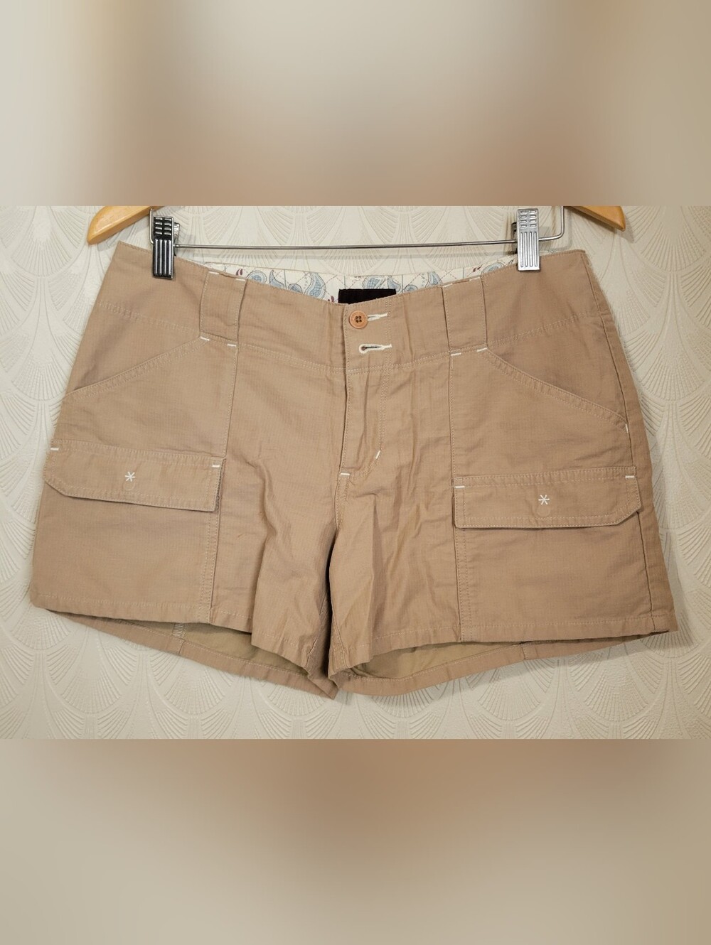 Horny Toad Toad Womens Khaki Tan Brown Cargo Chino Shorts size 6 Pockets